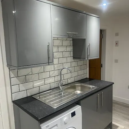 Modern Centre 1 Bed F4-ng Apartment